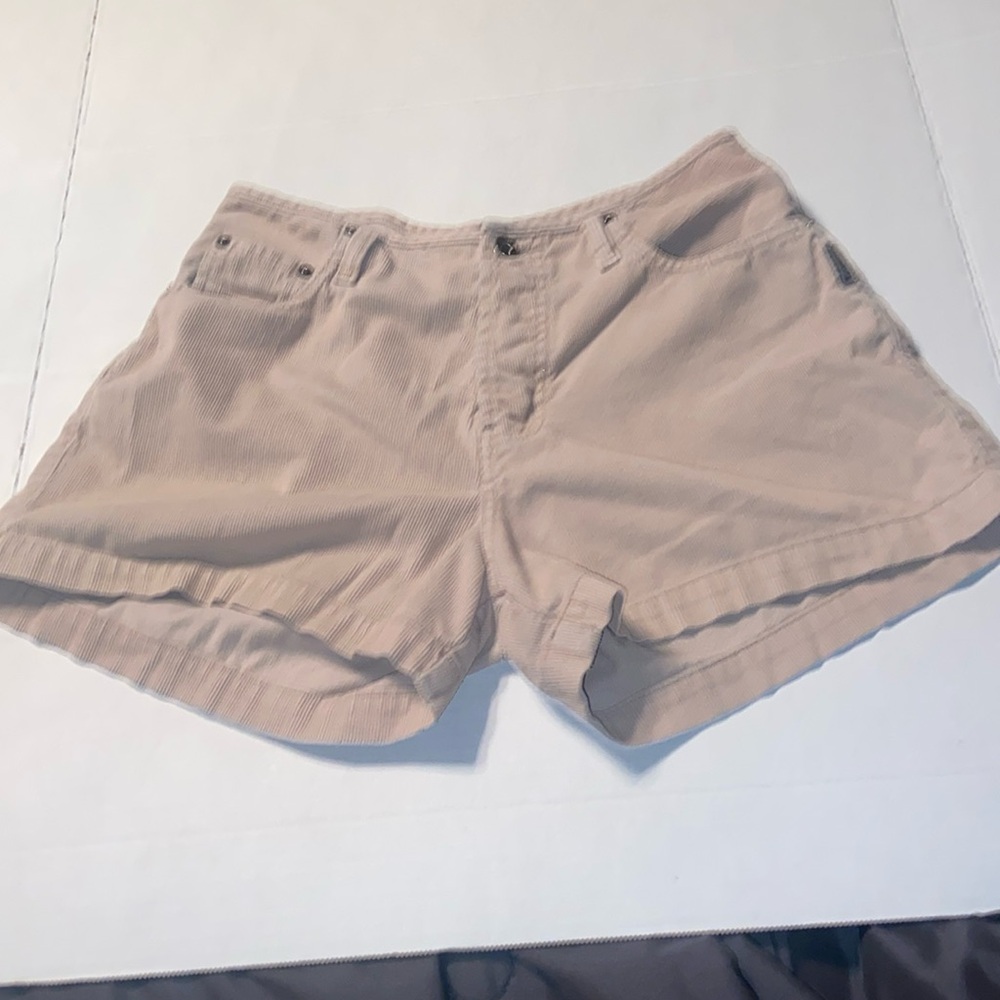 Silver button fly tan colored Courdoroy shorts size 30